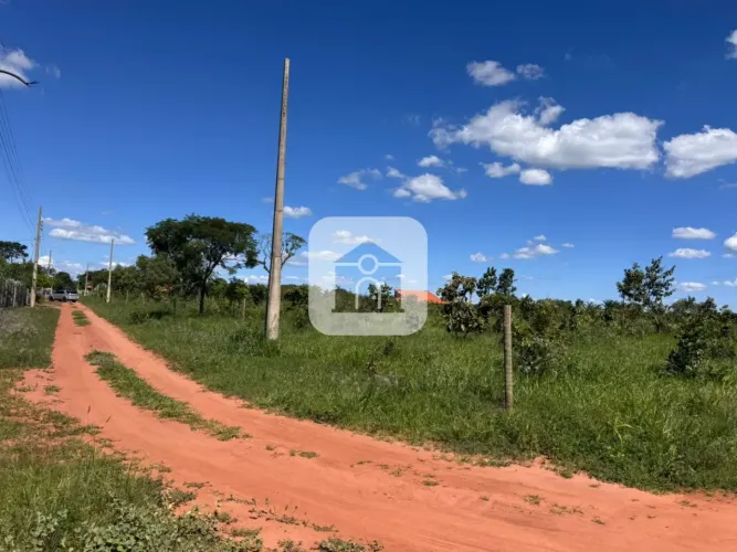Chácara para venda no Condomínio Água Limpa II