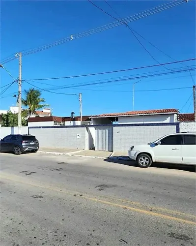 Casa 3 Quartos com 200m² - Centro