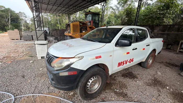 Mitsubishi L200 Triton Sport GLX 2.4 CD Diesel Mec. 2020