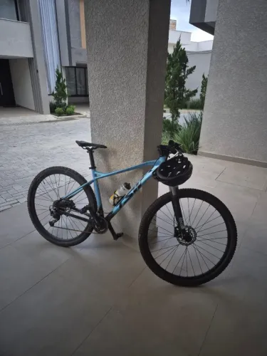 Bike TSW Stamina Plus aro 29. Pouco usada. Quase nova.