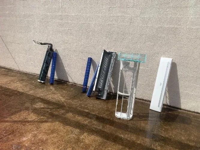 Manutenção de limpeza e manutenção de ar condicionado