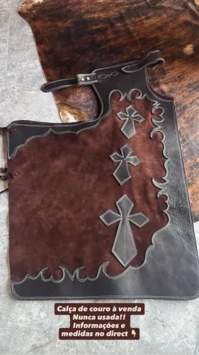 Calça de couro legítimo estilo Muladeiro