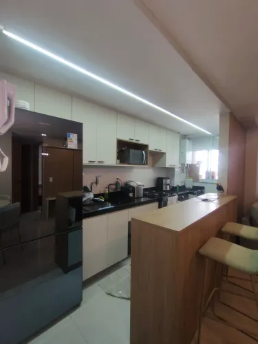 ALUGA-SE | Apartamento Alto Padrão Mobiliado - Praia de Itaparica