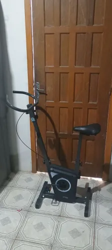 Bicicleta ergométrica Dream nova impecável