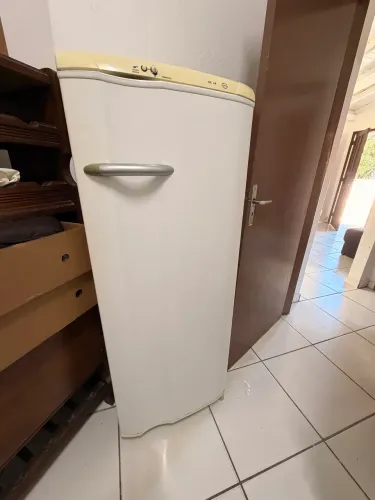 Geladeira Eletrolux 1 porta E28 opção 1