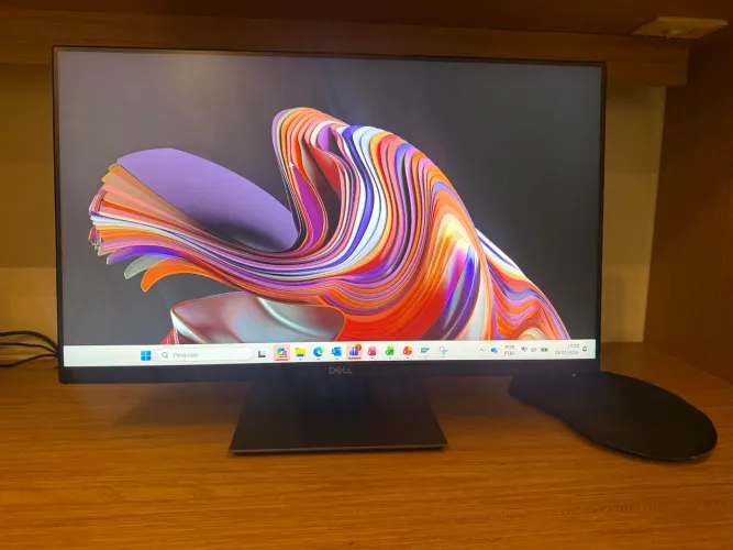 Monitor Dell - 23? - IPS - 1920x1080p
