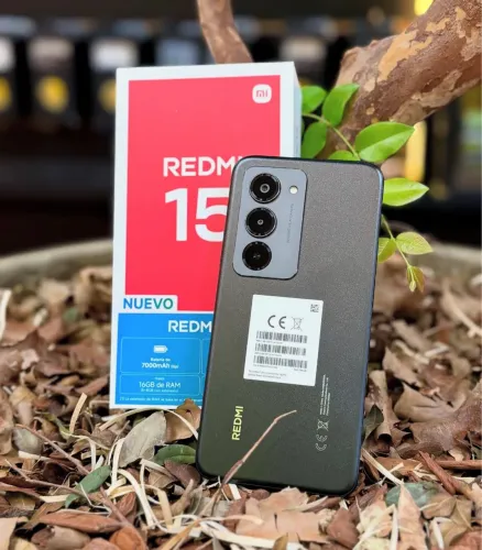 Vendo Redmi 15 128GB 6GB RAM zero uso, garantia ativa e parcelamento.
