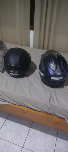 Vendo 2 capacetes