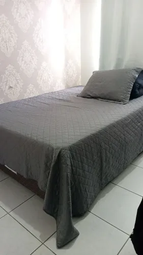 Cama casal com colchão