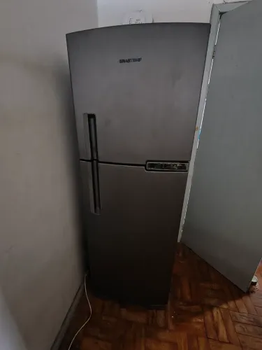 Vendo geladeira Brastemp