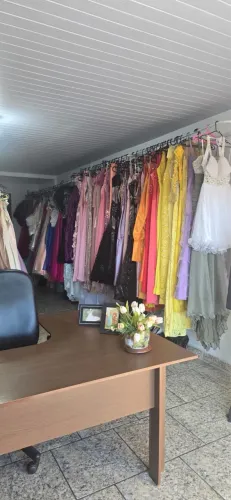 Venda de loja de vestidos de festa com o ponto mais de 1000 peças ( Valentine Noivas )