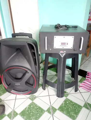 Som. Bluetooth. 400watts. RMS. Mais. Caixa. De. 12. Leia.