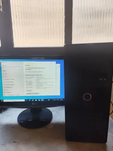 Computador com monitor de 15