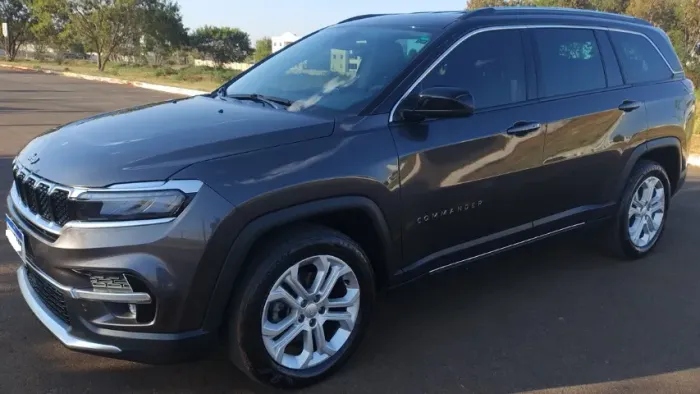Jeep Commander Longitude T270 1.3 TB Flex AUT 2025