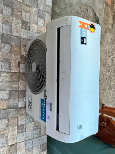 Ar condicionado springer Mideia inverter 9 mil btus 