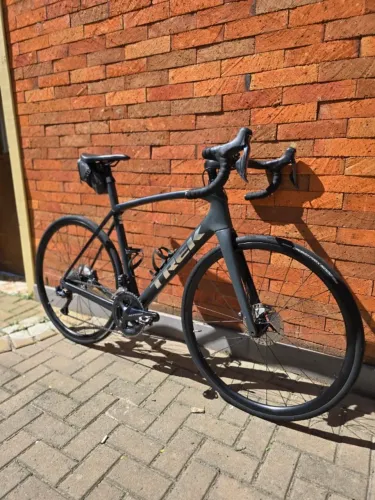 Bicicleta Trek Domane SL7 Tamanho 56 Cinza