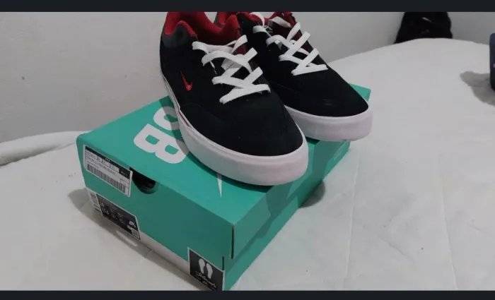 Tênis nike - marlo 42 original novo