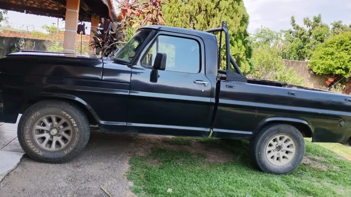 Ford F-1000 Super Diesel / Super Diesel Turbo 1986