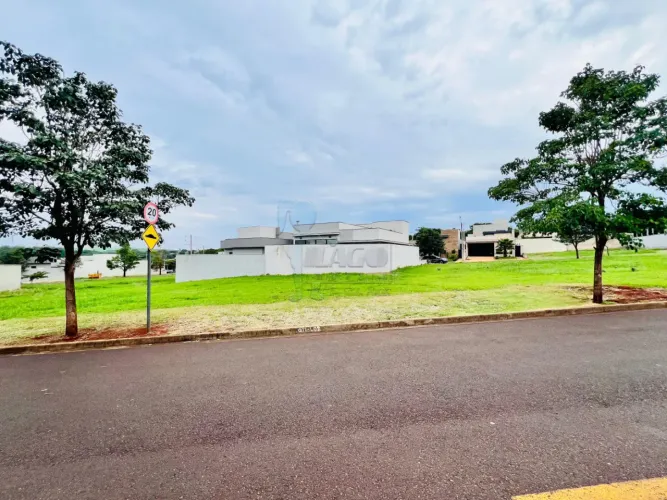 Terreno de 256m² à venda em condomínio - Reserva Imperial