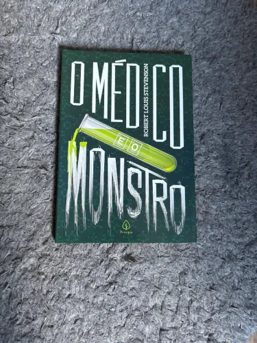 Livro ?o médico e o monstro?