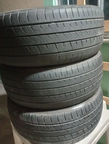 Pneus R19 255/55