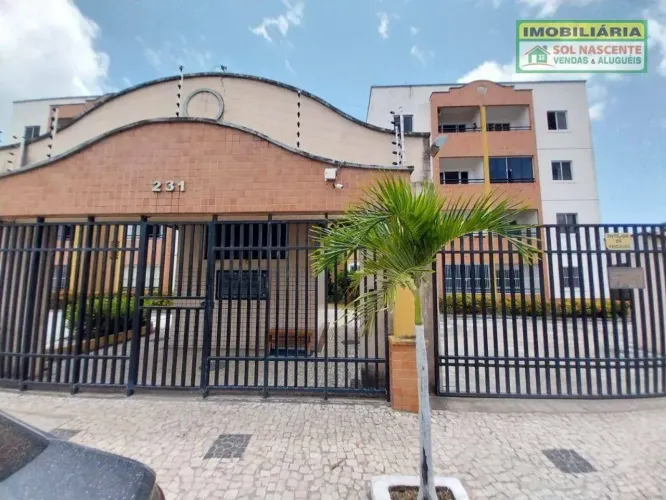 Apartamento com 2 dormitórios para alugar, 56 m² por R$ 1.620,00/mês - Messejana - Fortale