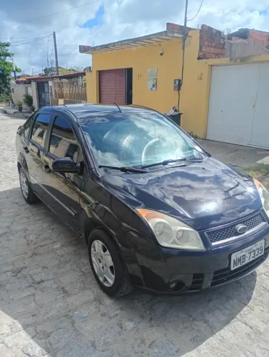 Ford Fiesta Sedan 1.0 8V Flex 4P 2010