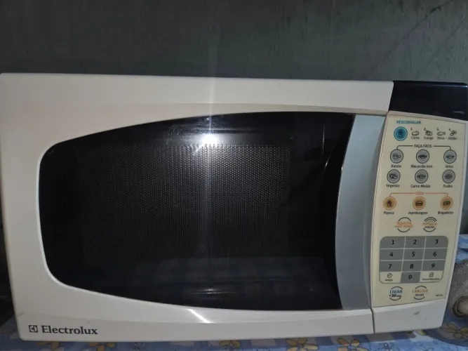 Micro-ondas Electrolux 18L