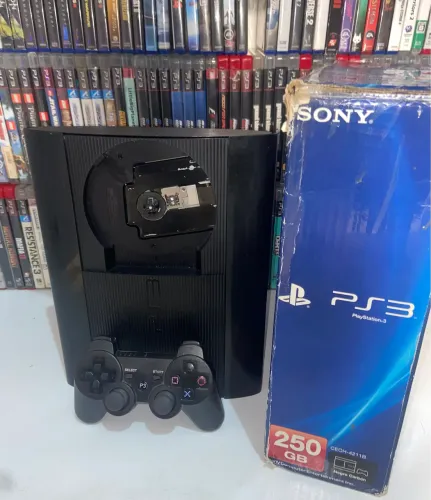 PlayStation 3 super slim 500gb na caixa, funcionando 100%!!!