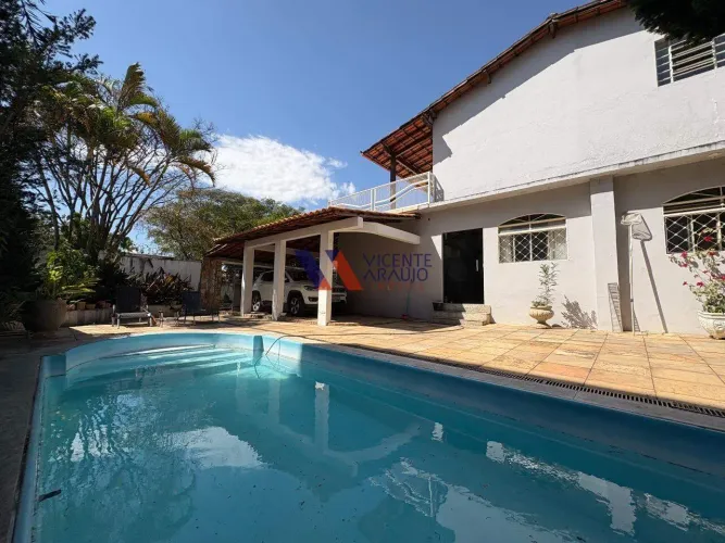 Casa para Alugar com Piscina e Espaço Gourmet no Bairro Espírito Santo Betim/MG | 4 Quart