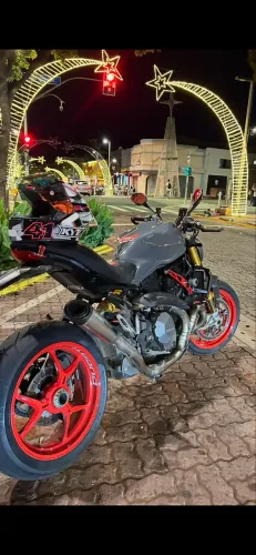 Ducati 1200S