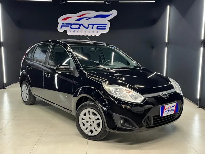 Ford Fiesta SE 1.6 8V Flex 5P 2014