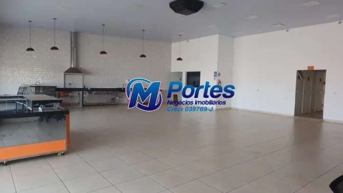 SALÃO COMERCIAL, 220,56 M² DE CONSTRUÇÃO