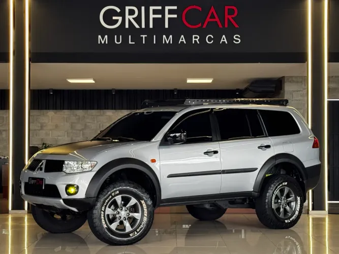 Mitsubishi Pajero Dakar 3.2 4X4 T.i. Dies. 5P Aut. 2013