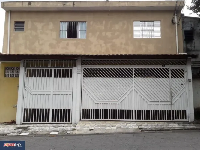 Imóvel com 3 casas no mesmo terreno - VILA BARROS - GUARULHOS - SP