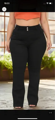 Calça flear com bastante elasticidade