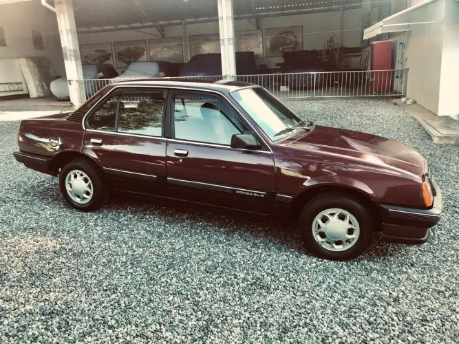 Chevrolet Monza GL 2.0 Efi/sl/l/650/club/barc.2e4p (álcool) 1989