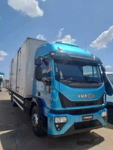IVECO TECTOR 24-320 AUTOMÁTICO: O TRUCKÃO MAIS MAJESTOSO DA ATUALIDADE!