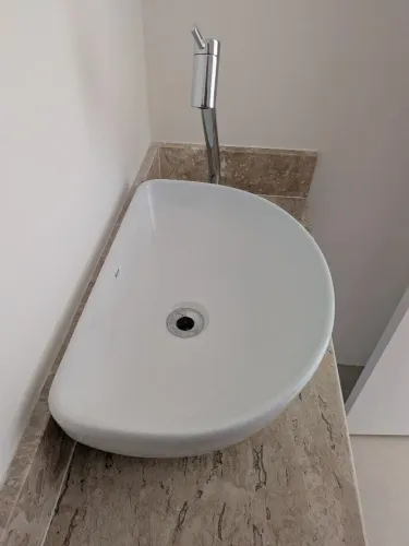 Bancada com cuba de banheiro/lavabo