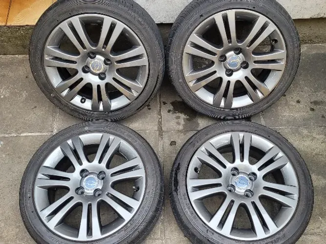 Rodas Aro 16 GM 4x100 com pneus Falken