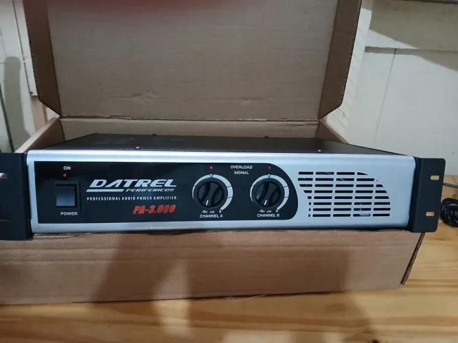 Amplificador Potência de Som 400w Profissional Pa.3000 - Saída de Potência RMS 400w.