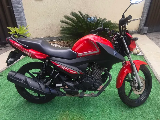 Moto Yamaha Factor ED 150 muito nova.