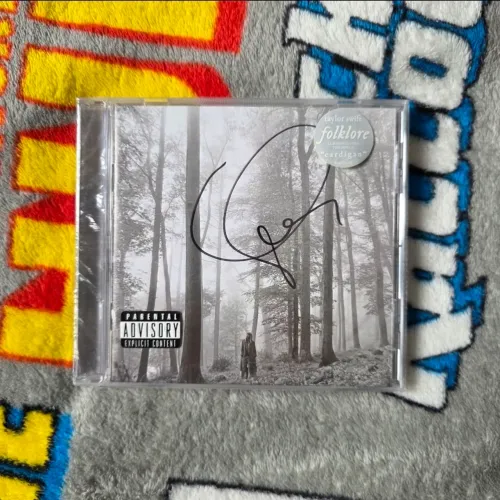 CD folklore - Taylor Swift (autografado)