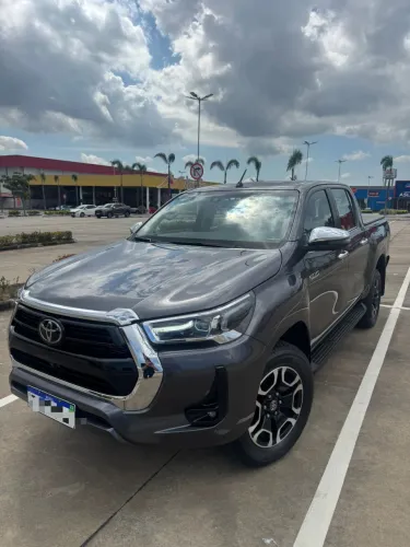 Toyota Hilux CD SRX 4X4 2.8 TDI 16V Diesel Aut. 2025