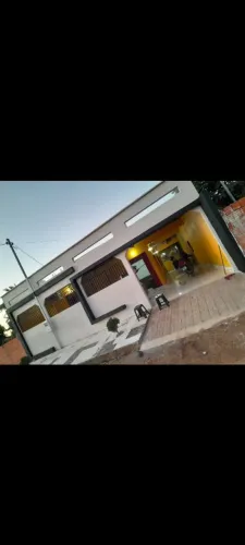 Vende-se casa 