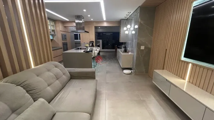 Apartamento no Tatuapé,106 metros, 3 suítes, 2 vagas, próximo a 500m Rua Tuiuti Shopping B