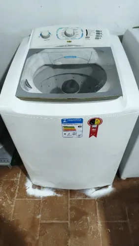Vendo máquina de lavar Eletrolux 15kg voltagem 110 entrego e dou garantia