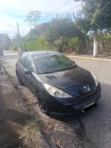 Peugeot 207 XR 1.4 Flex 8V 5P 2010