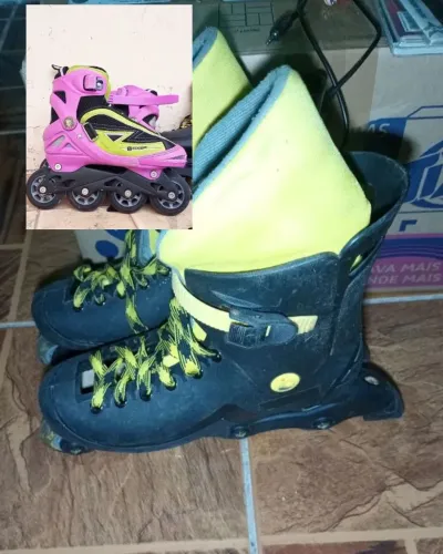 Dois pares de Patins 
