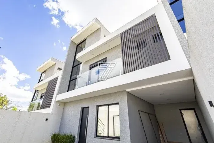Sobrado a venda Santo Inacio com 147 m2 com 3 quartos 2 vagas garagem